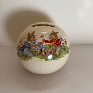 Royal Doulton Bunnykins ceramic round ball coin bank in pristine conditi…